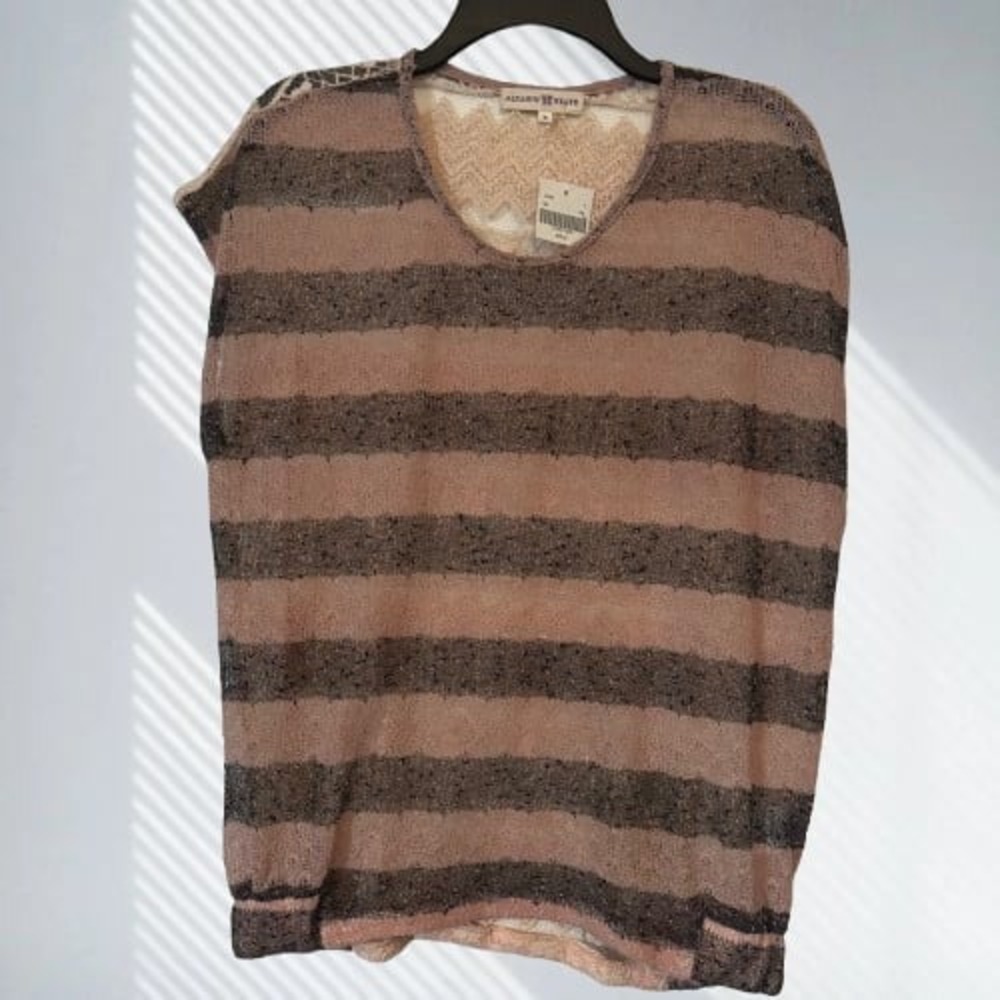 NWT Women's Altar'd State Top Sz S‎